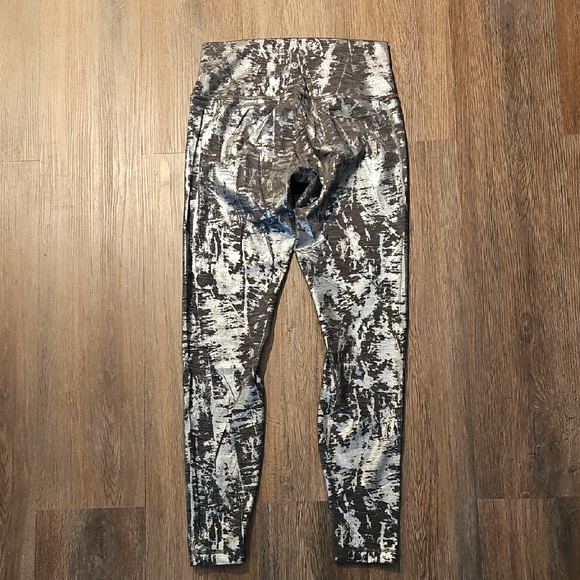 lululemon athletica Pants - LULULEMON, Brindle Silver Foil Leggings, Sz 8
